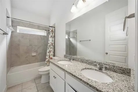 2805 Parkside Village Lane Pearland TX 77581