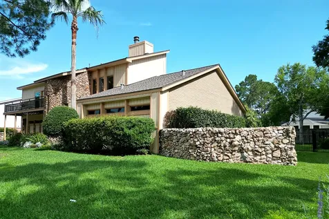307 Crestwood Drive El Lago TX 77586