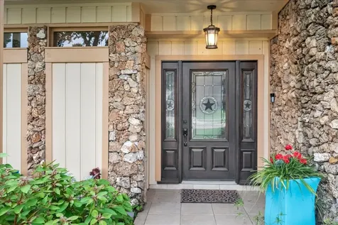 307 Crestwood Drive El Lago TX 77586