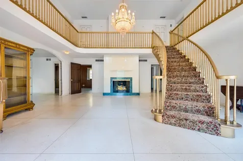 2900 S Robertson Avenue Tyler TX 75701