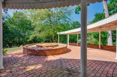 2900 S Robertson Avenue Tyler TX 75701