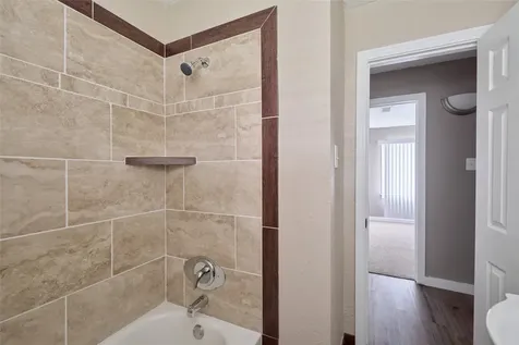 4914 Yellowstone Boulevard Houston TX 77021