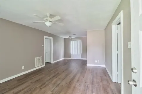 4914 Yellowstone Boulevard Houston TX 77021