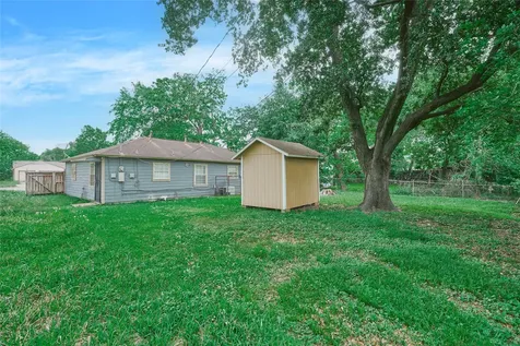 4914 Yellowstone Boulevard Houston TX 77021