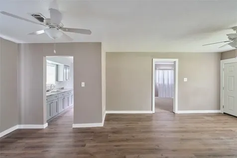 4914 Yellowstone Boulevard Houston TX 77021