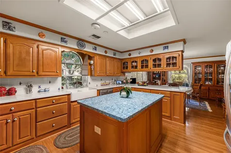 423 Jane Street East Bernard TX 77435