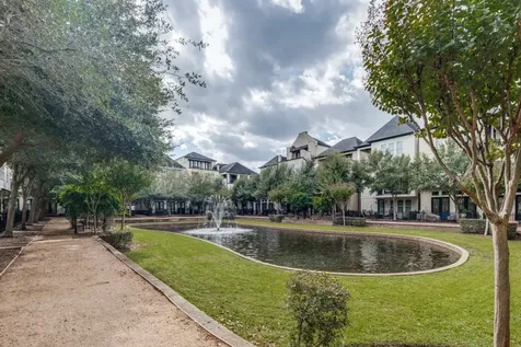 1827 Wrenwood Lakes Houston TX 77043
