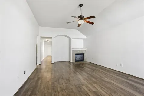 2318 Village Leaf Drive Spring TX 77386
