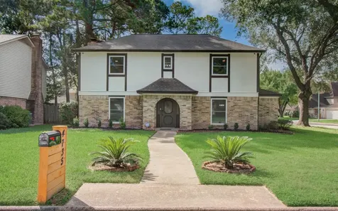 4735 Theall Road Houston TX 77066
