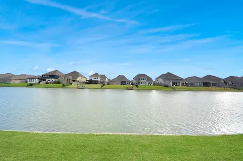 2714 Newport Lake Boulevard Manvel TX 77578