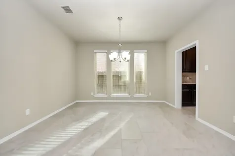 2714 Newport Lake Boulevard Manvel TX 77578