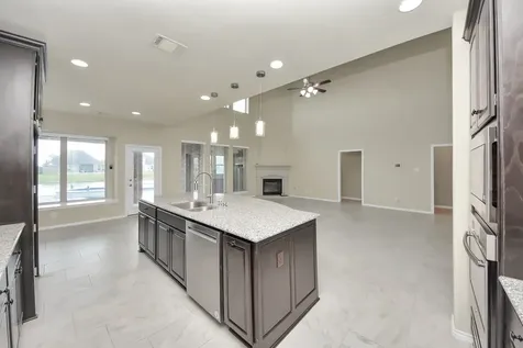 2714 Newport Lake Boulevard Manvel TX 77578