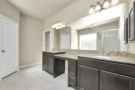 2714 Newport Lake Boulevard Manvel TX 77578