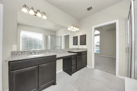 2714 Newport Lake Boulevard Manvel TX 77578