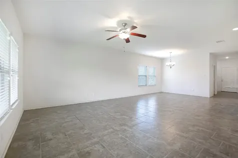 166 Meadow Grove Drive Conroe TX 77384