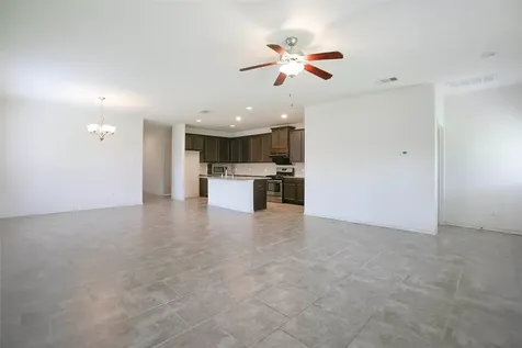 166 Meadow Grove Drive Conroe TX 77384