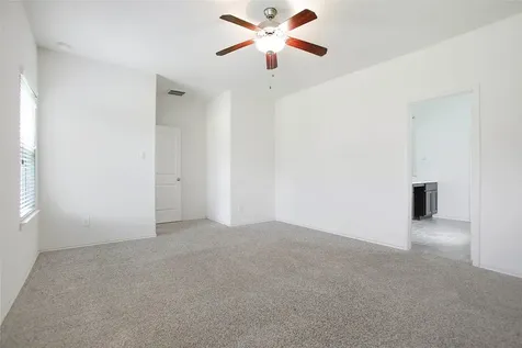 166 Meadow Grove Drive Conroe TX 77384