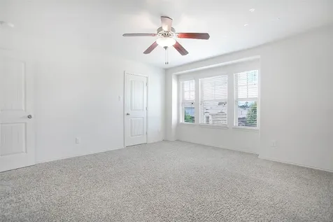 166 Meadow Grove Drive Conroe TX 77384
