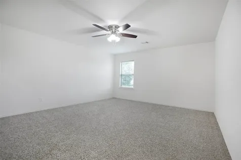 166 Meadow Grove Drive Conroe TX 77384
