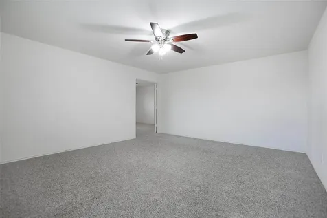 166 Meadow Grove Drive Conroe TX 77384