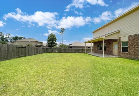 166 Meadow Grove Drive Conroe TX 77384
