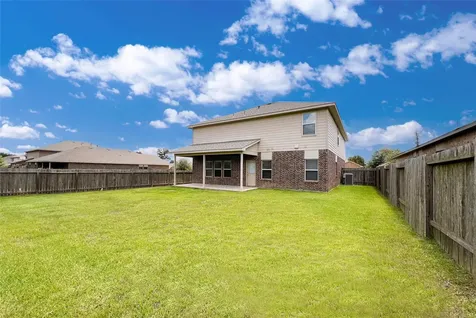 166 Meadow Grove Drive Conroe TX 77384