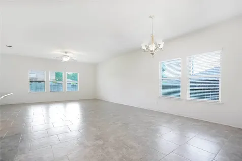 166 Meadow Grove Drive Conroe TX 77384