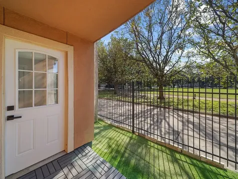 3006 Chenevert Street Houston TX 77004