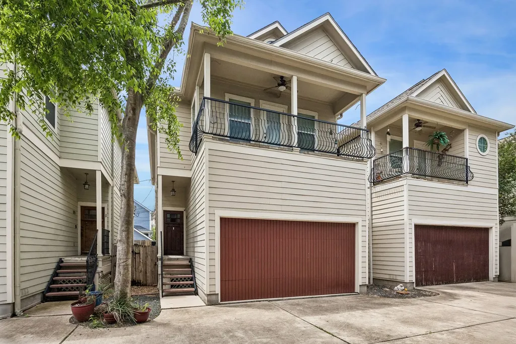 1017 W 16th Street Houston TX 77008