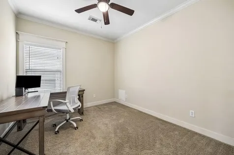 1017 W 16th Street Houston TX 77008