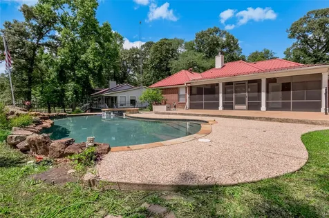324 Red Oak Lane Trinity TX 75862