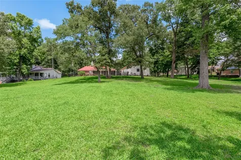 324 Red Oak Lane Trinity TX 75862