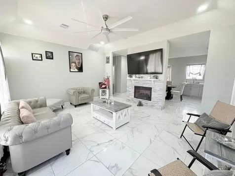 1238 Road 57211 Cleveland TX 77327