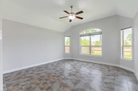 54 Wyatt Oaks Drive Tomball TX 77375