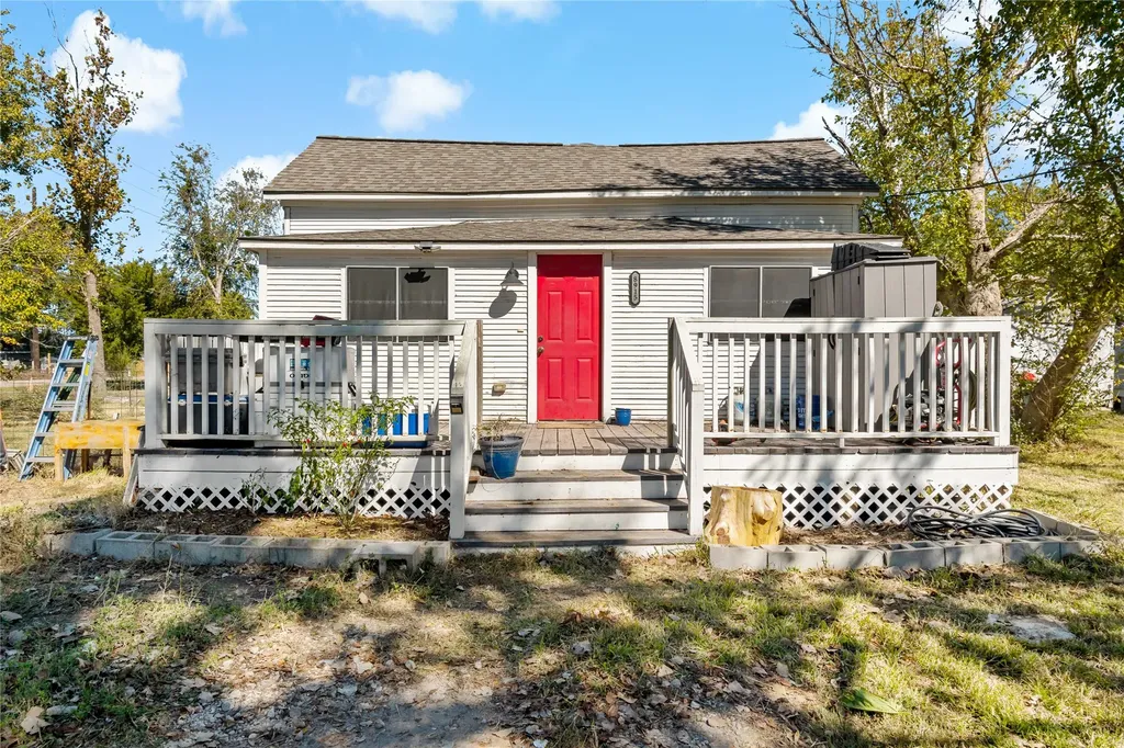 8915 W Richmond Street Needville TX 77461