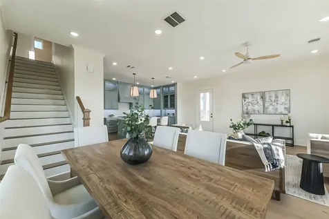 4011 Miramar Court Galveston TX 77554