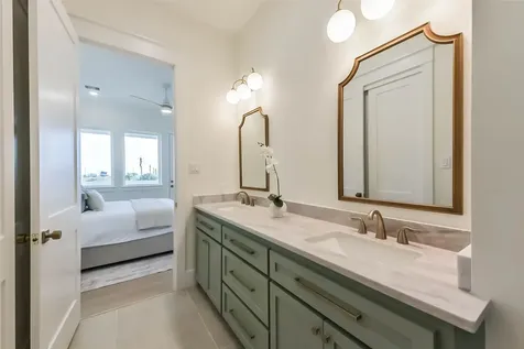 4011 Miramar Court Galveston TX 77554
