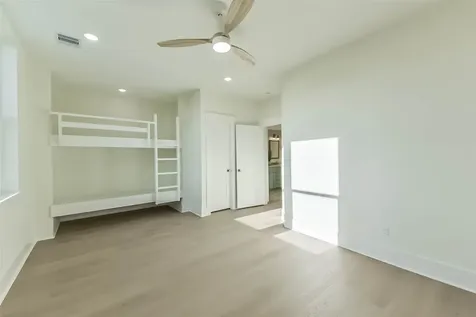 4011 Miramar Court Galveston TX 77554