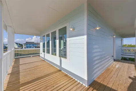 4011 Miramar Court Galveston TX 77554