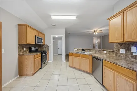 2734 Trinity Glen Lane Houston TX 77047
