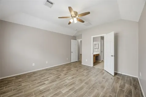 2734 Trinity Glen Lane Houston TX 77047