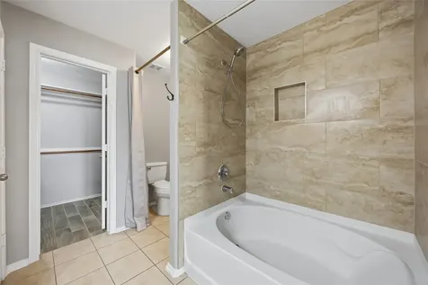 2734 Trinity Glen Lane Houston TX 77047