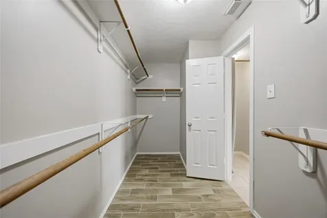 2734 Trinity Glen Lane Houston TX 77047