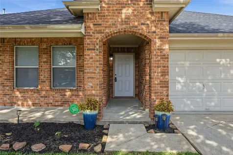 2734 Trinity Glen Lane Houston TX 77047