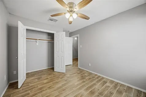2734 Trinity Glen Lane Houston TX 77047