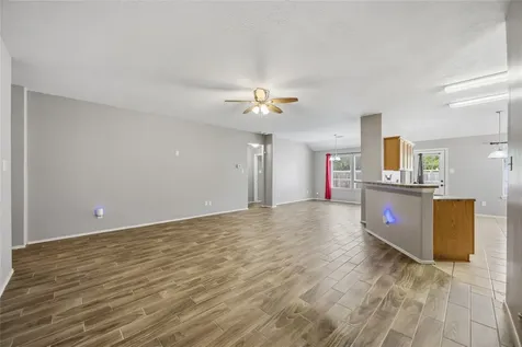 2734 Trinity Glen Lane Houston TX 77047