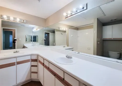 1330 Old Spanish Trail 4211 Houston TX 77054