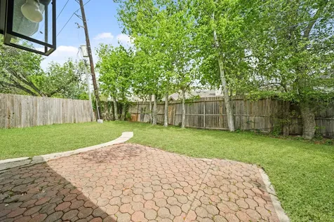 6711 Pickett Drive Richmond TX 77469