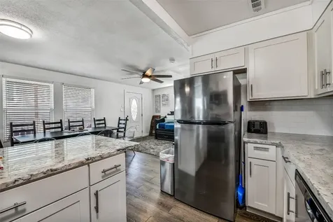 4202 Mason Drive Galveston TX 77554