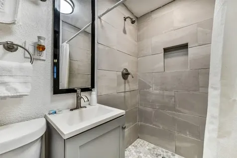 4202 Mason Drive Galveston TX 77554